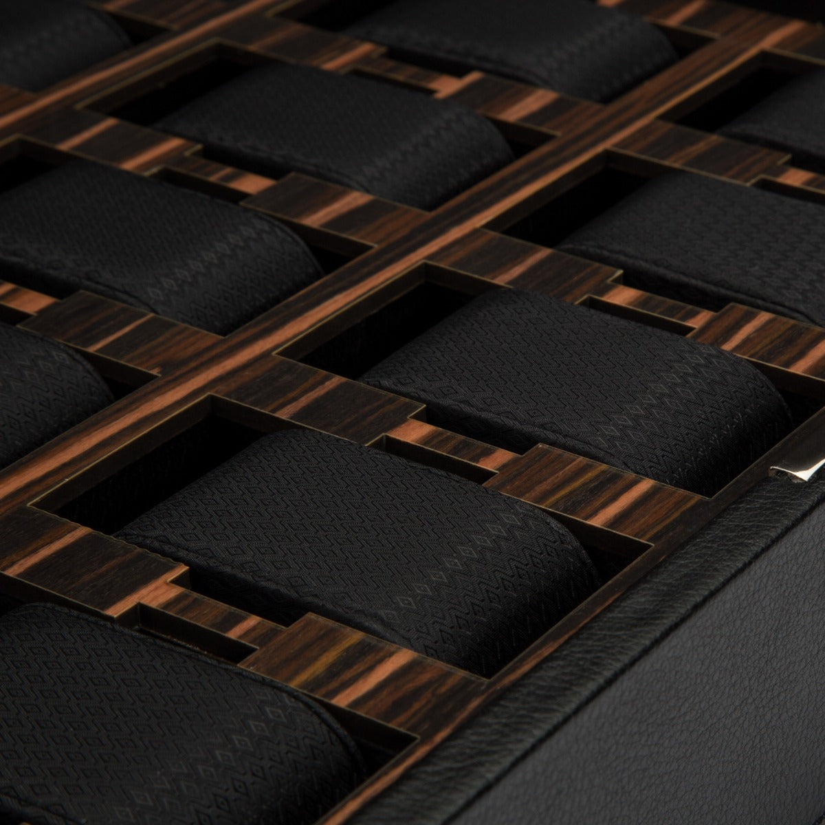 Wolf Roadster 15 PC Watch Box Black Ebony Macassar