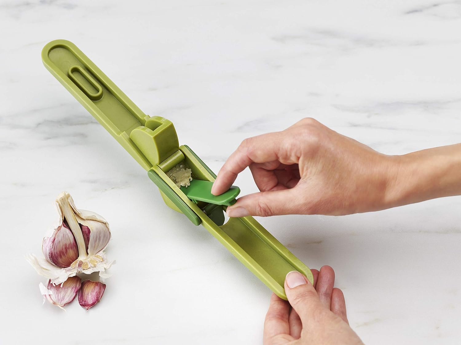 Joseph Joseph Clean Force Garlic Press