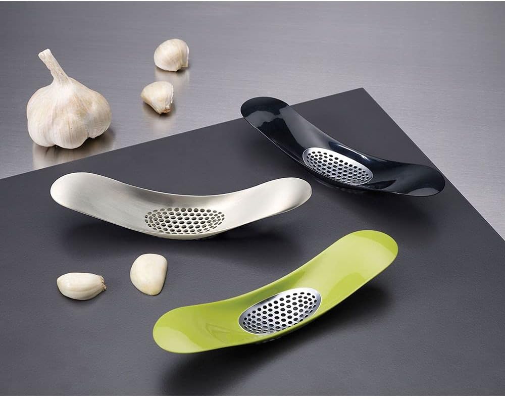 Joseph Joseph Rocker Garlic Crusher Green