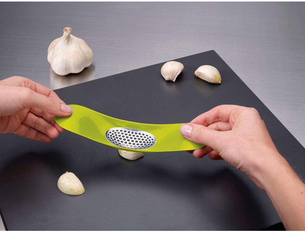 Joseph Joseph Rocker Garlic Crusher Green