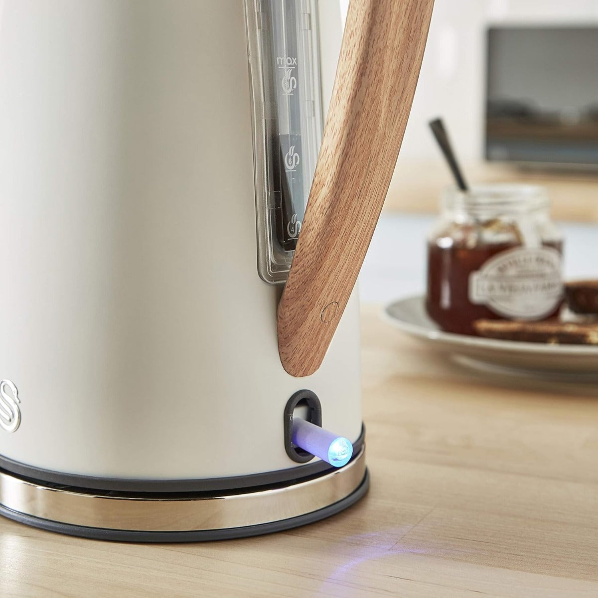 Swan Nordic Cordless Kettle White 1.7L