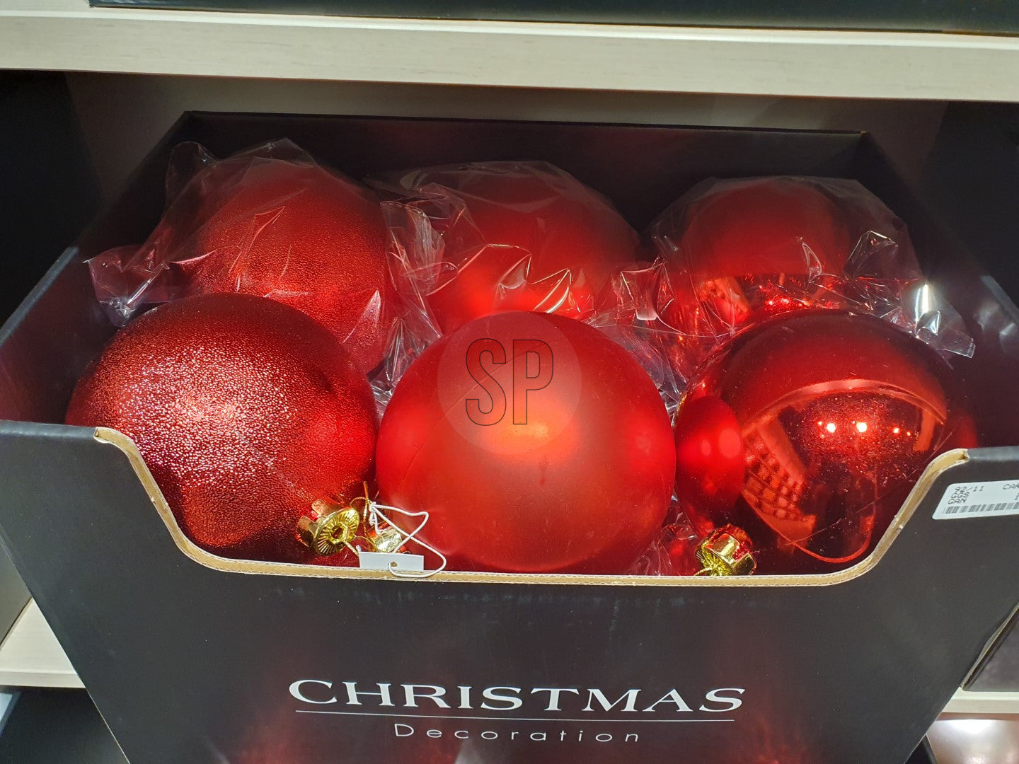 Homesmiths Christmas Ball 140mm Red Assorted