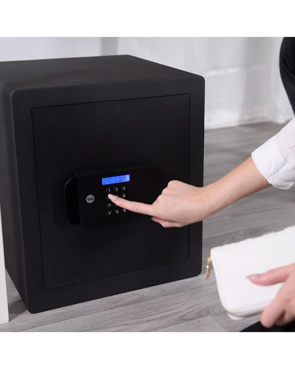 Yale High Security Office Safe with Fingerprint 38.5L Black