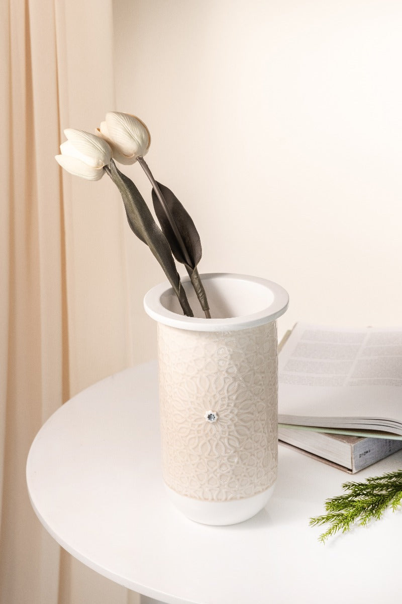 Otantik Asalah Flower Vase Beige Silver