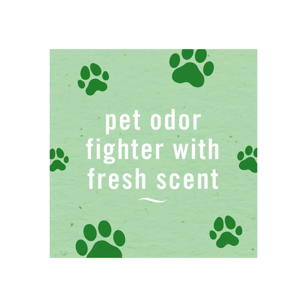 Febreze Pet Odor Fighter 23.6Oz 700ML