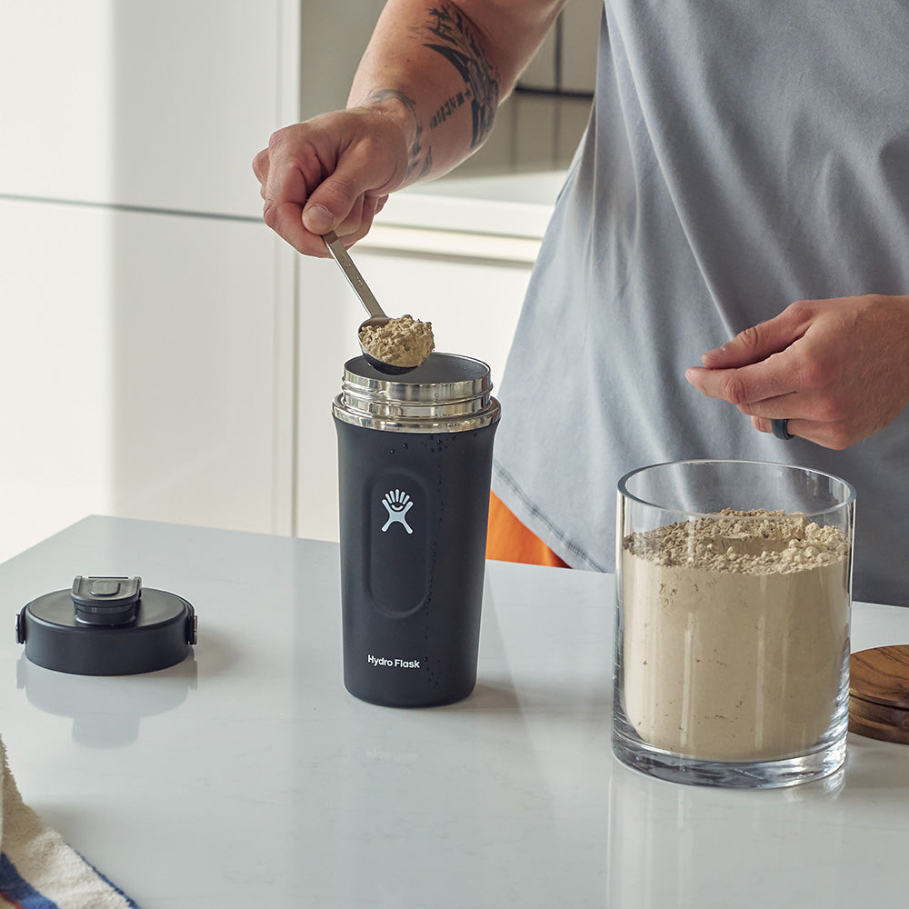 Hydro Flask Vacuum Shaker Bottle 710ML Black