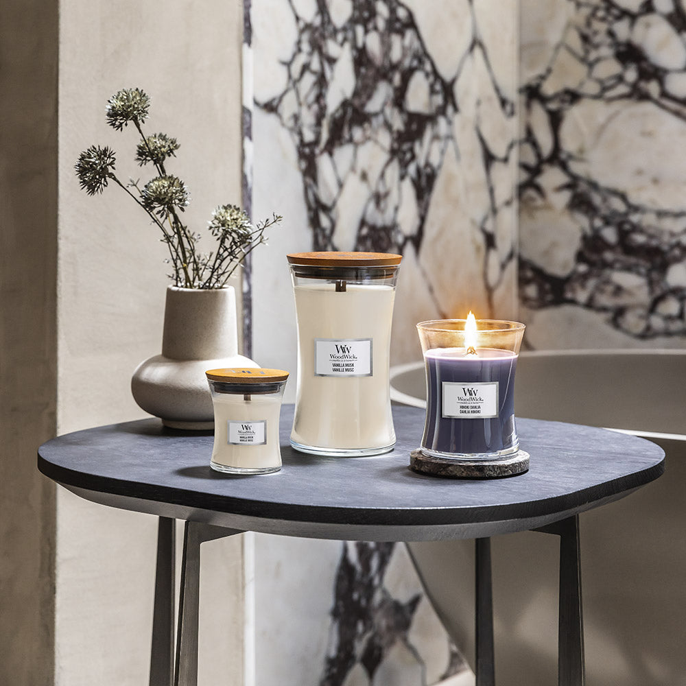 Woodwick Medium Hourglass Candle Hinoki Dahlia