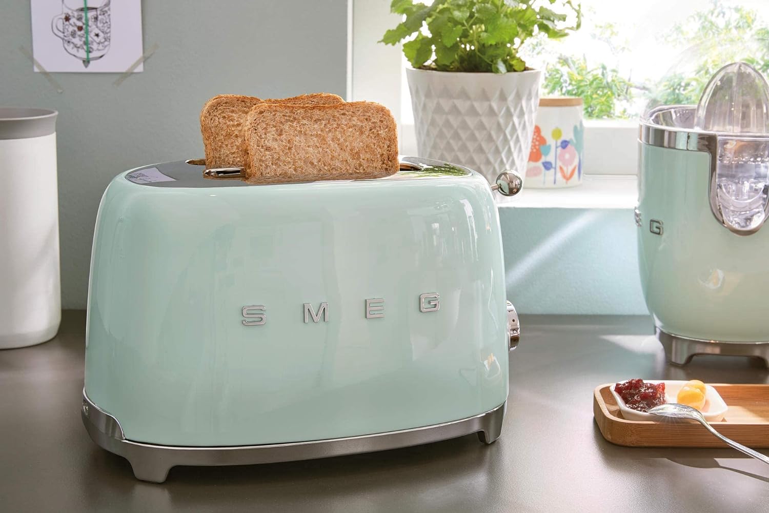 Smeg 2 Slice Toaster Pastel Green