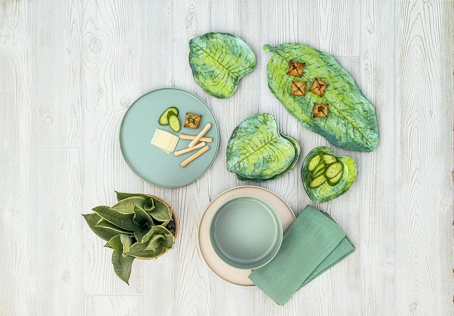 Tarhong Tropical Leaf Green Bamboo, Appetizer Plate 7 Inch