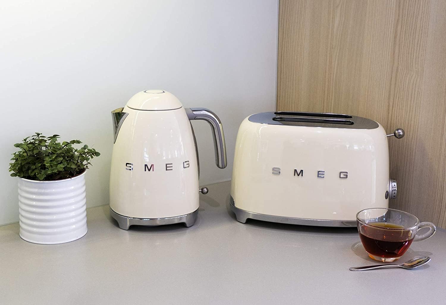 Smeg 2 Slice Toaster Cream
