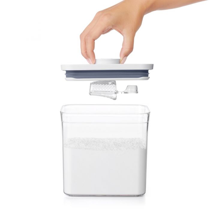 OXO Good Grips Pop Container Dusting Scoop