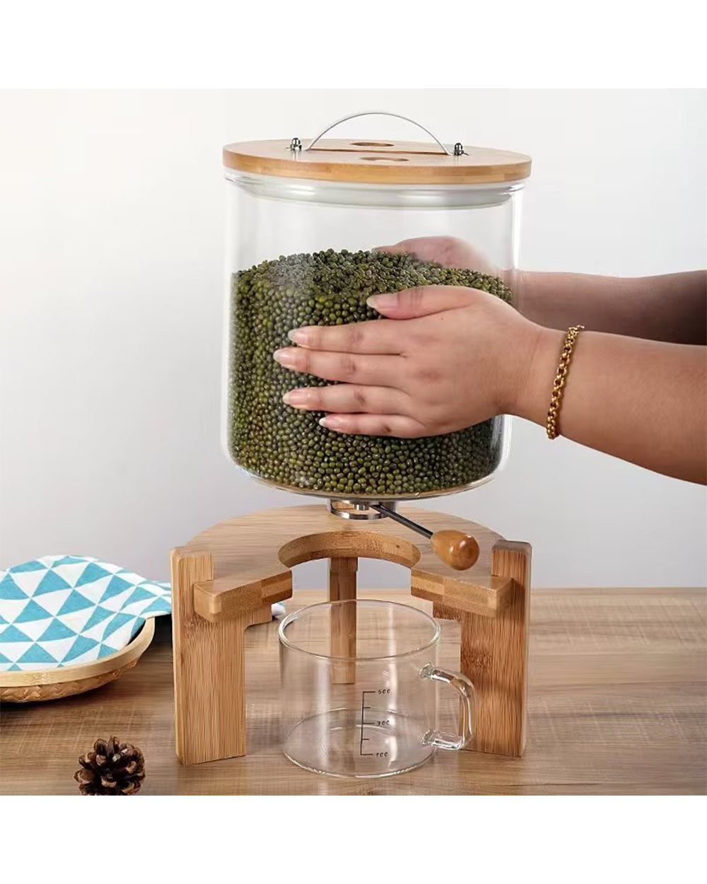 Honeybee 8 Liter Rice Dispenser