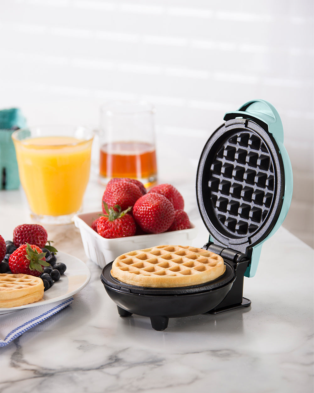 Dash Mini Waffle Maker Machine for Individuals Aqua