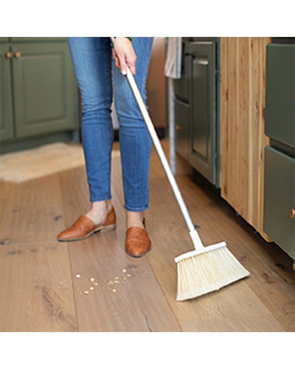 Full Circle Broom