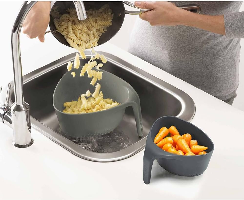 Joseph Joseph Nest Colanders Grey