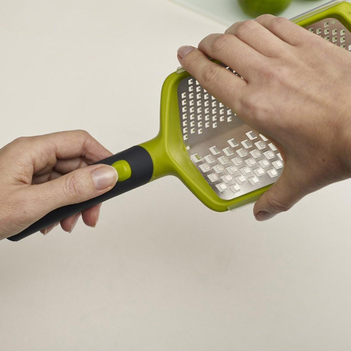 Joseph Joseph Twist Grater Green Coarse & Fine