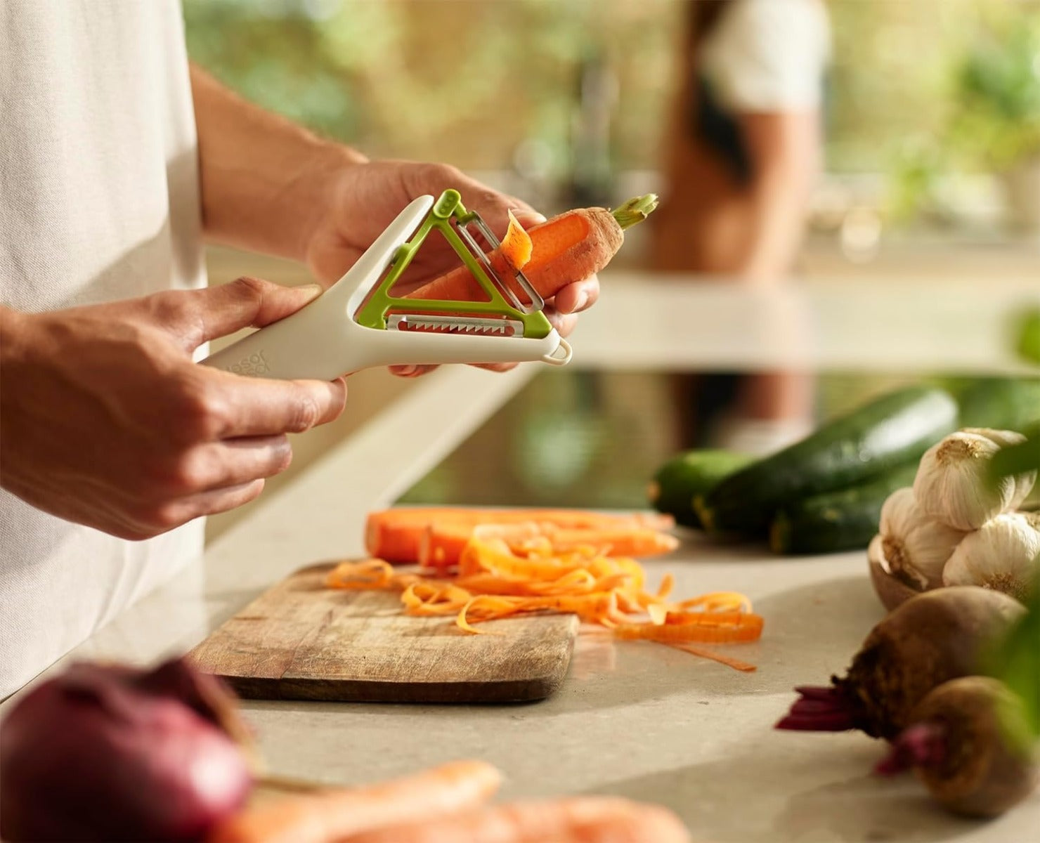 Joseph Joseph Switch 2-in-1 Peeler