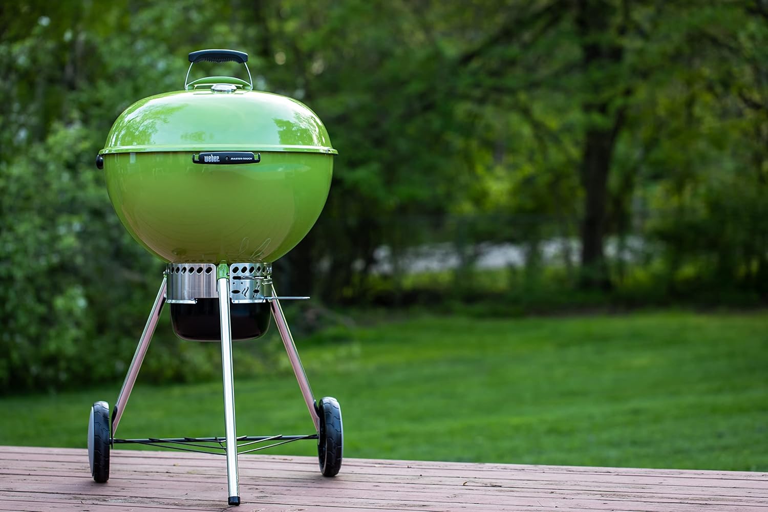 Weber Master Touch Charcoal Grill 22 inch Spring Green