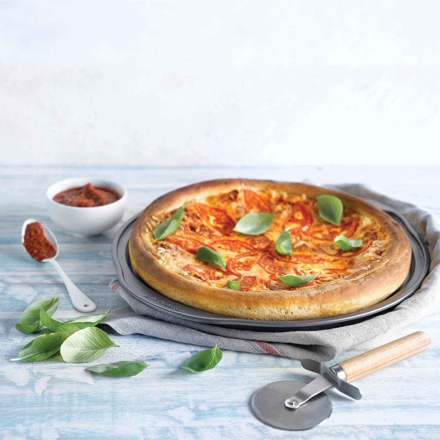 Baker's Secret Two-Tone Pizza Pan –  Non-Stick Crisper Tray, Durable Carbon Steel, Ideal for Baking Pizza, Flatbreads & Snacks