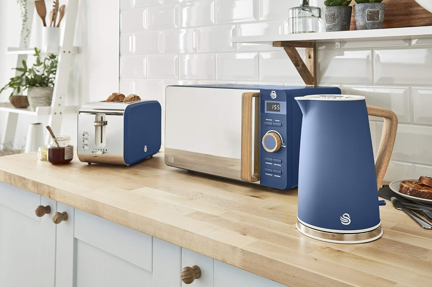Swan 1.7L Nordic Cordless Kettle Blue (Display Unit)