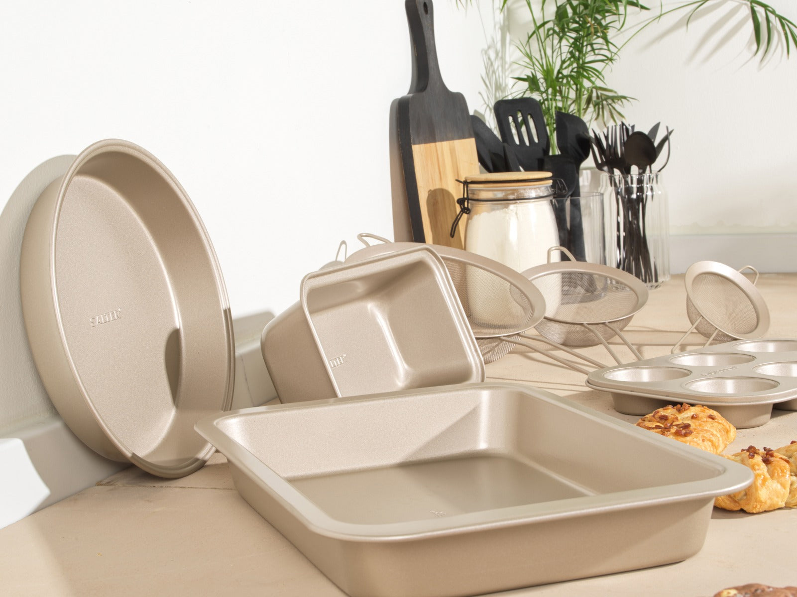 Salter Bakes Sieve Set of 3