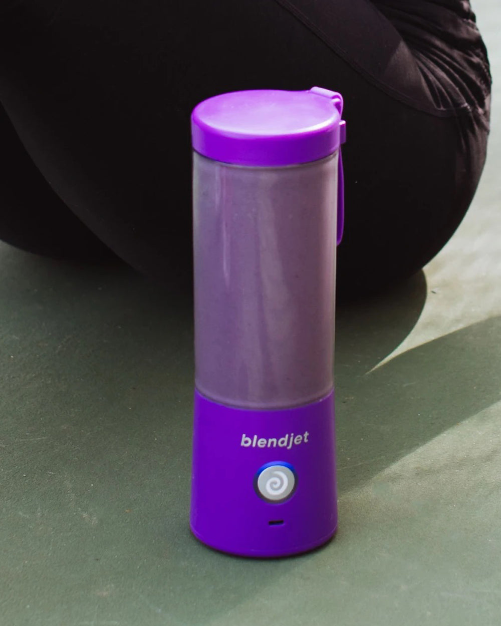 Blendjet V2 Portable Blender 16oz Purple