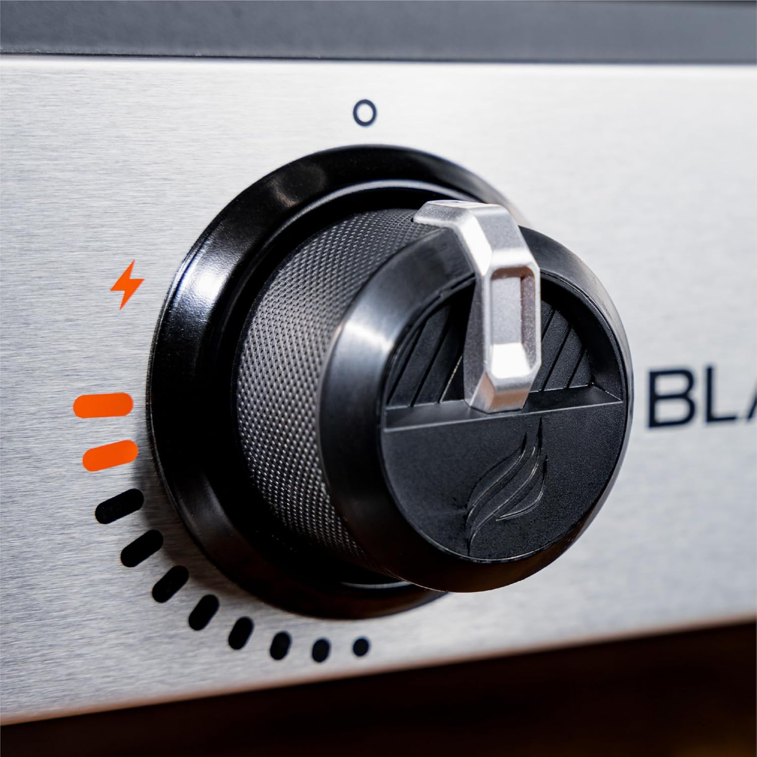 Blackstone 22-Inch Portable Tabletop Griddle – 2-Burner Outdoor Flat Top Gas Grill for Camping, Tailgating, RVs & Backyard Cooking