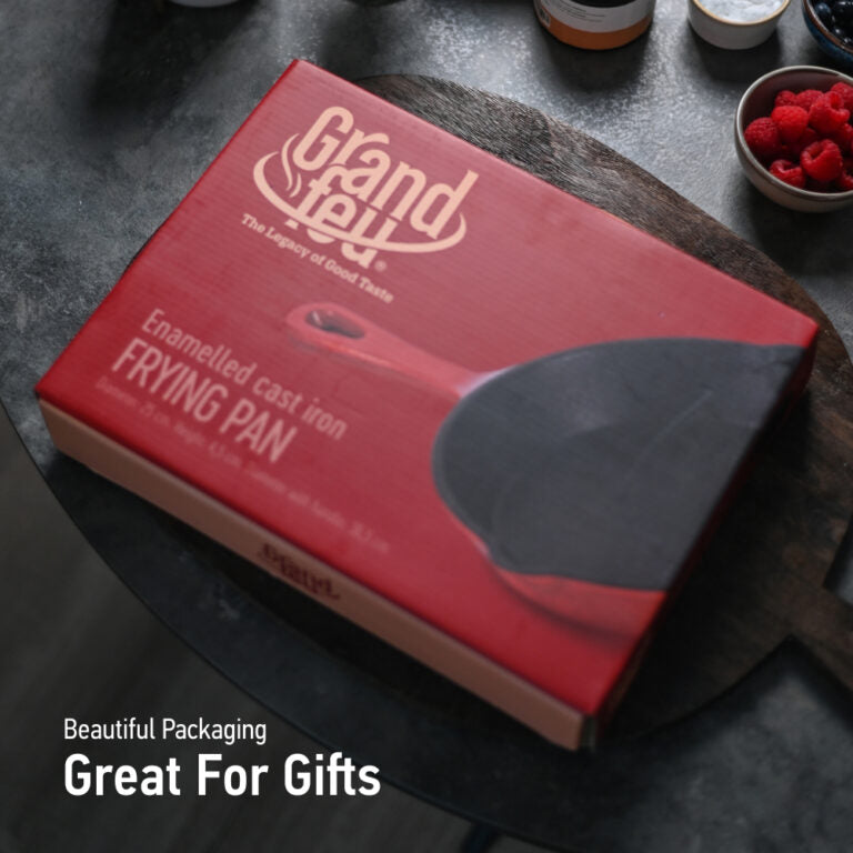 Grand Feu Cast iron frying pan Grand Feu 15.5 cm (Red)