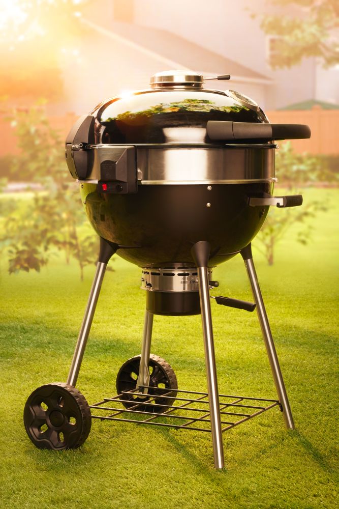 Napoleon 22" Pro Charcoal Kettle Grill