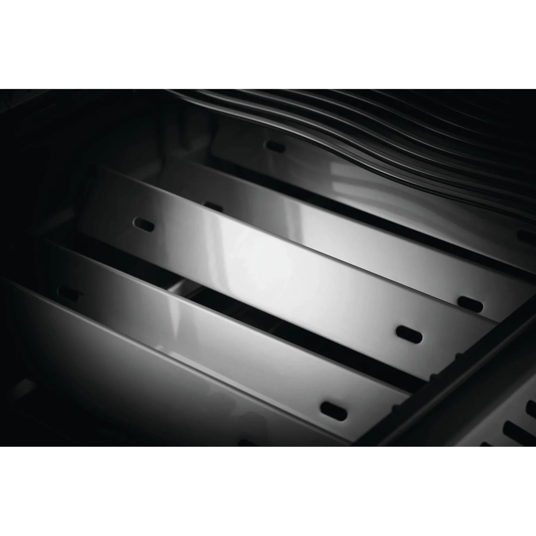 Napoleon Rogue® Se 425 Propane Gas Grill With Infrared Rear And Side Burners, Stainless Steel