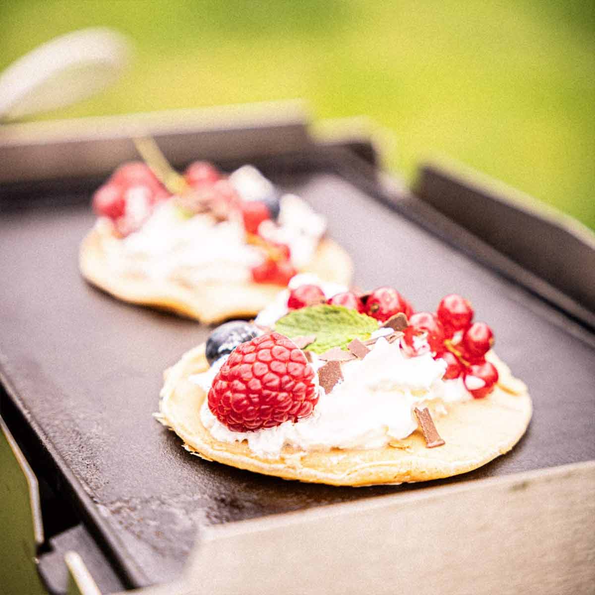 Skotti Kast Cast Iron Griddle