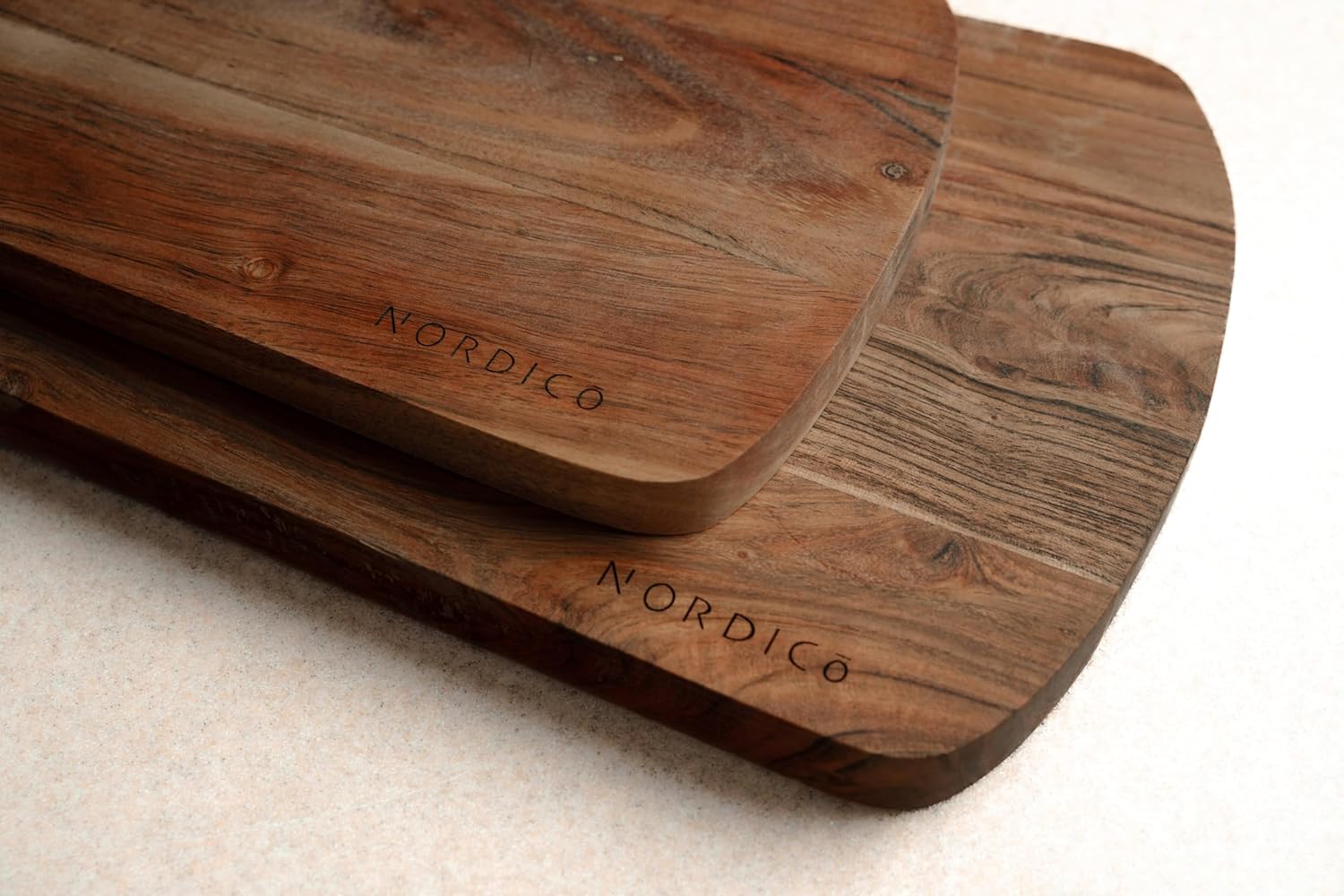 Nordico Cutting Board Acacia Medium 45 x 20 cm
