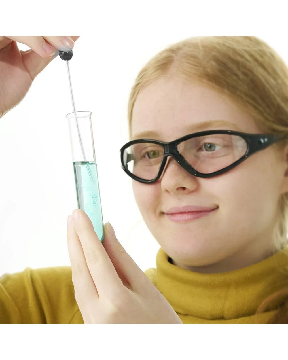 Thames & Kosmos Chemistry C500 STEM Experiment Kit