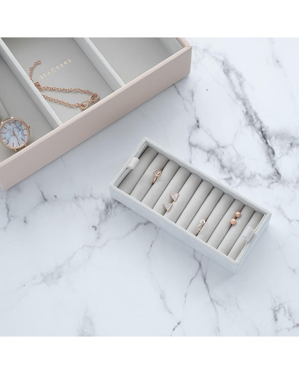 Stackers Velvet Ring Holder Grey